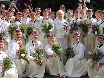 Sieviešu korim "BALTA" – 15 