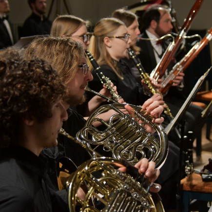 Ar klasiskās mūzikas koncertu “Beidzot!” JVLMA simfoniskā orķestra septets un oktets atklās jauno sezonu