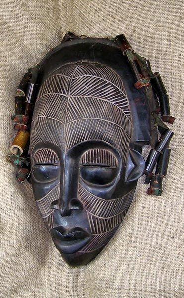 13-Iedvesmai-Afrikanu-maskas-6.jpg